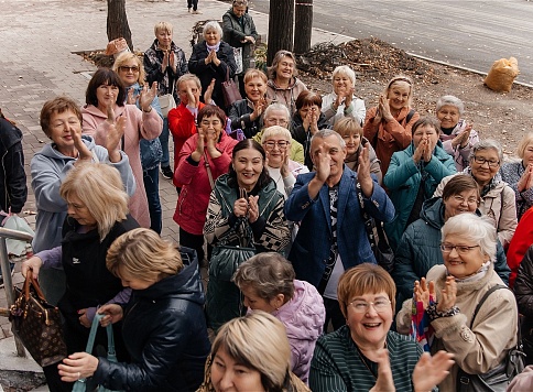 Опубликован видеорепортаж с открытия обновленного офиса OneSW в Нижнем Тагиле