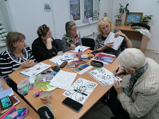 Члены ППО Красноярска провели творческое занятие