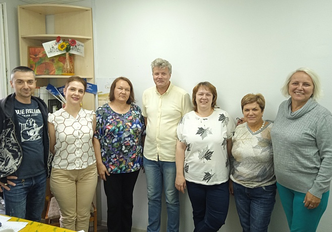 Члены московской ППО провели обучение компьютерной грамотности инвалидов по слуху