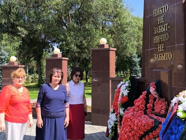 ППО Пятигорска почтила память героев в День памяти и скорби