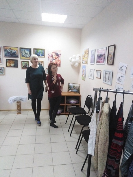 ППО Серова организовала художественную выставку